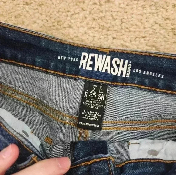 Rewash Blue Jean Capri Shorts Size 1  Dark Distressed Mid Length 26" Waist #G239 - Picture 2 of 5